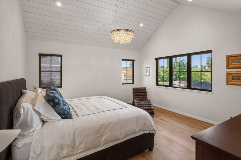 Bedroom (5)